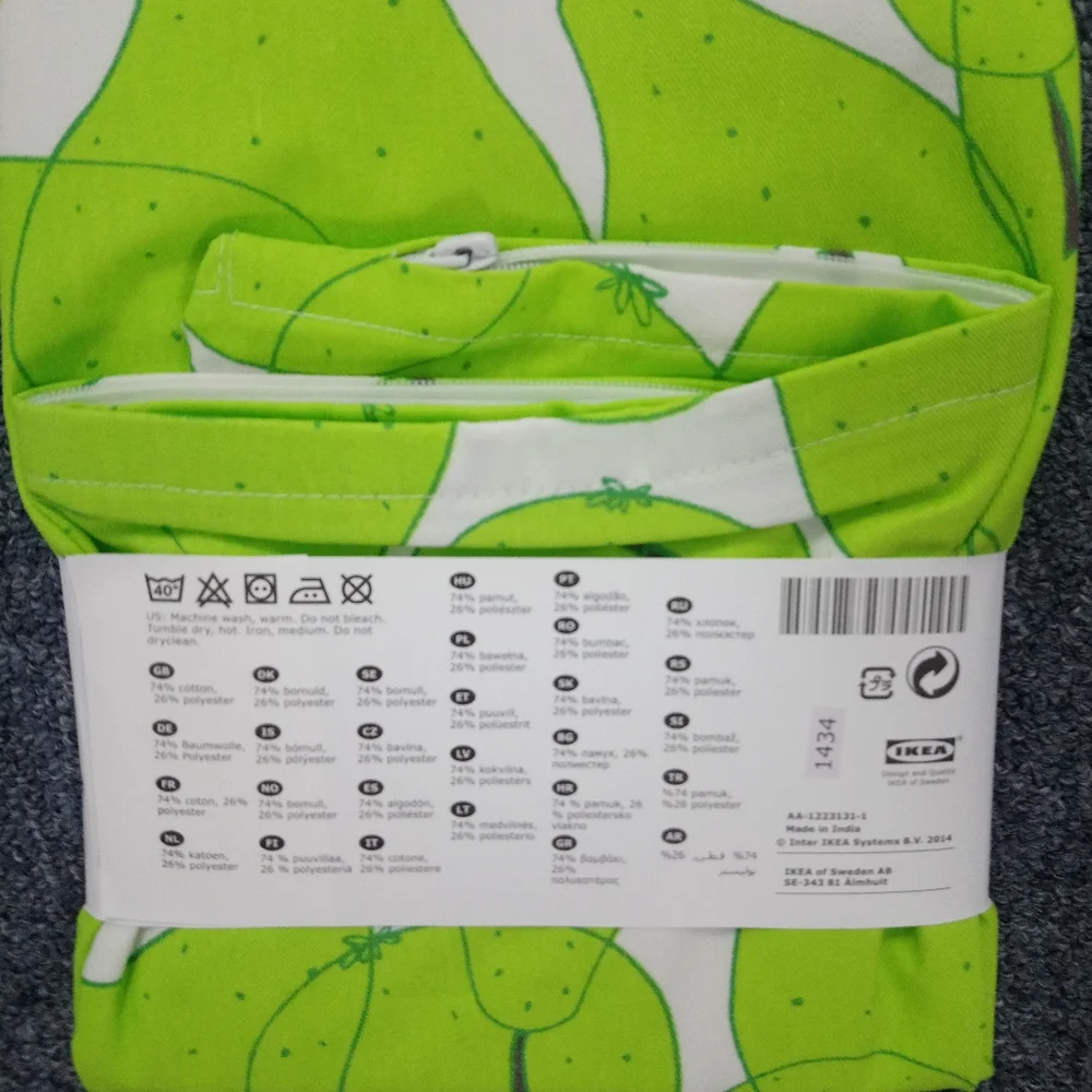 4 IKEA cushion covers. 2 Raspberry & 2 Pears